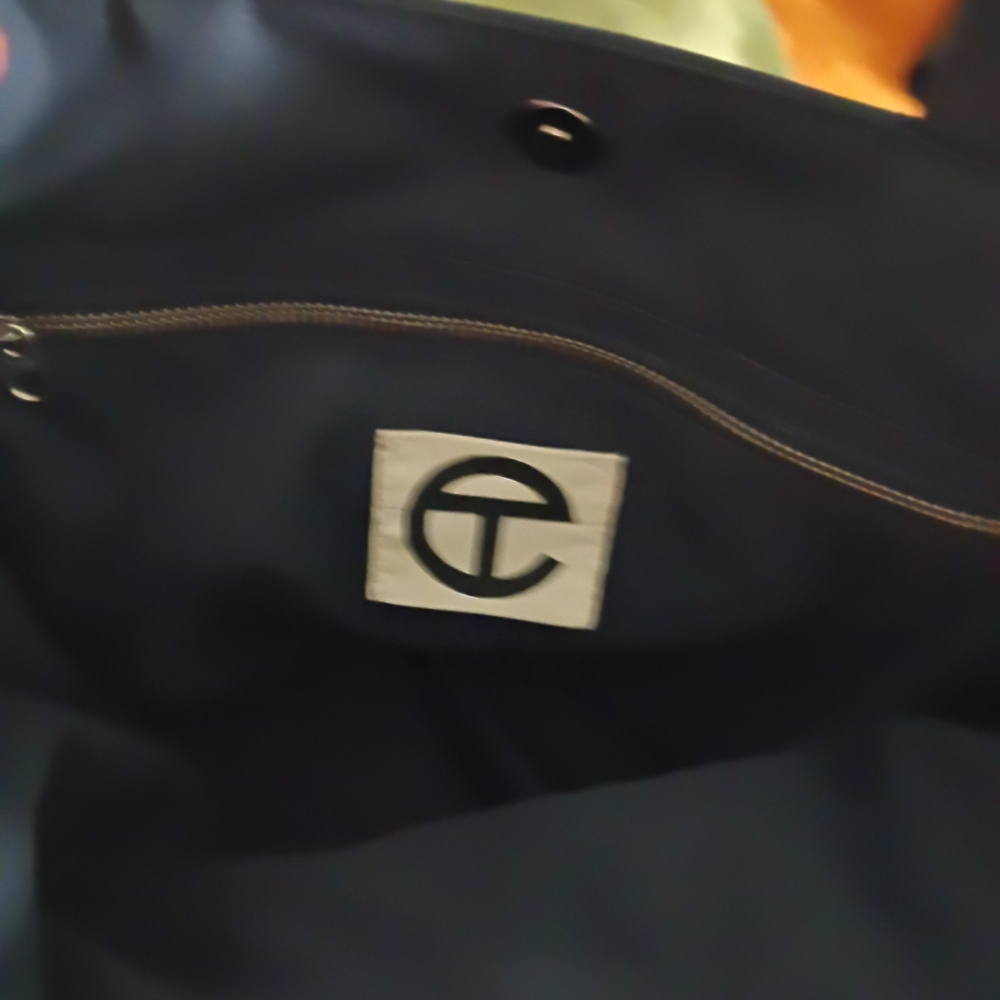 🌟 TELFAR Medium Shopping Tote in Navy Blue - Like New Condition! 🌟 - Picture 6 of 16